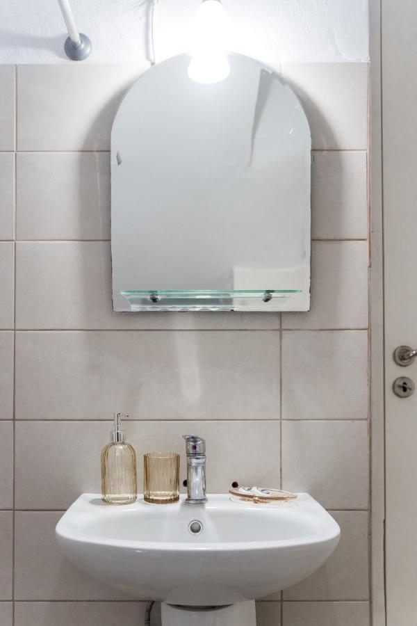 Athenais Apartment Ликсури Экстерьер фото